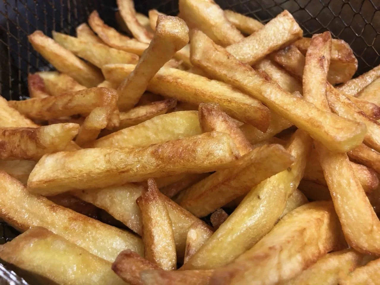 Ambiance festive du foodtruck Sauci's Frites en Loire-Atlantique